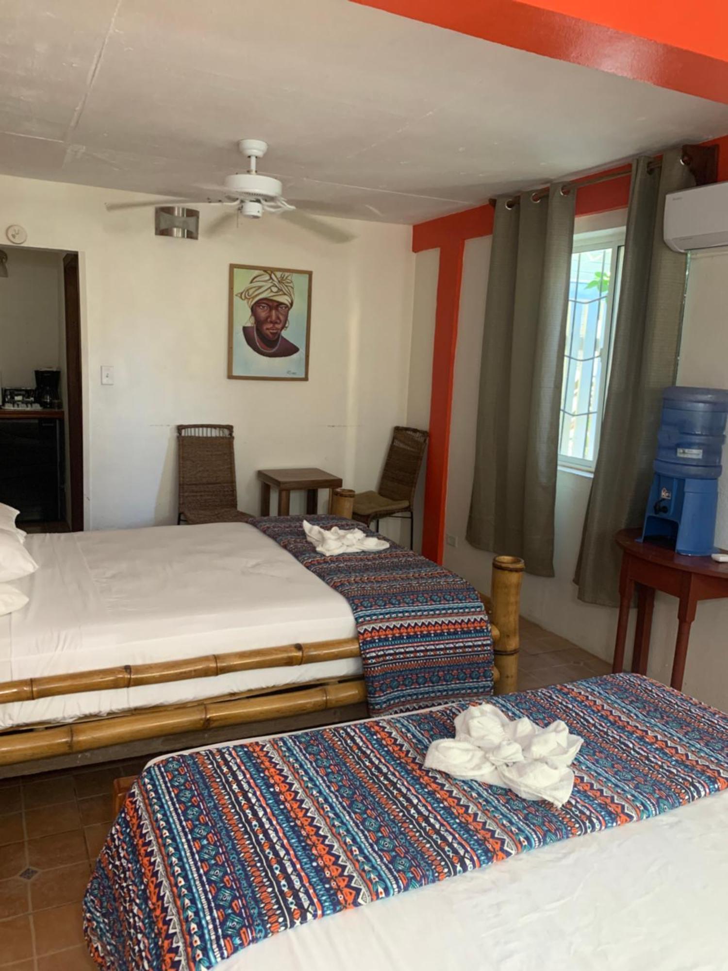 All Seasons Belize Hopkins Extérieur photo