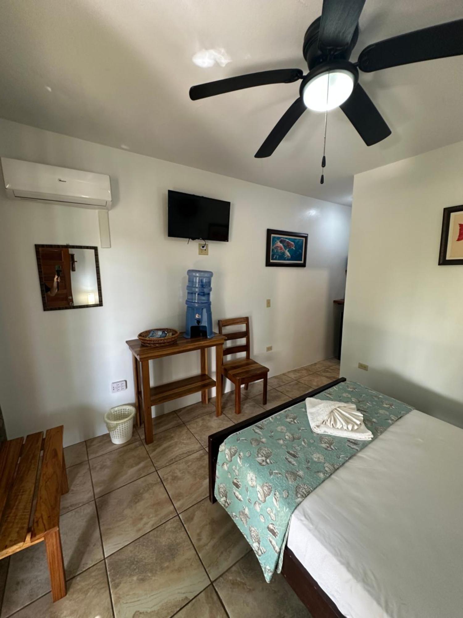 All Seasons Belize Hopkins Extérieur photo